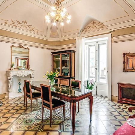 Palazzo Stunis - Dimora Di Charme Bed and Breakfast Ostuni Eksteriør billede