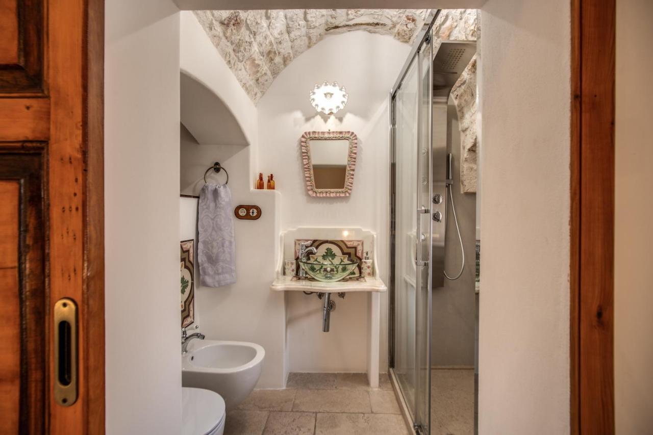 Palazzo Stunis - Dimora Di Charme Bed and Breakfast Ostuni Eksteriør billede