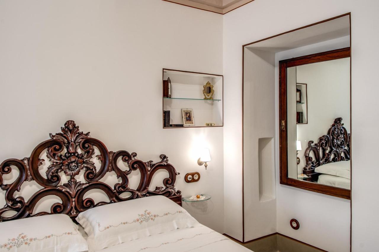 Palazzo Stunis - Dimora Di Charme Bed and Breakfast Ostuni Eksteriør billede